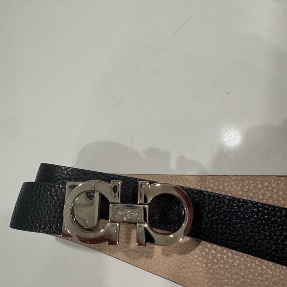 Salvatore Ferragamo Reversible Leather Belt with Silver  display picture 3